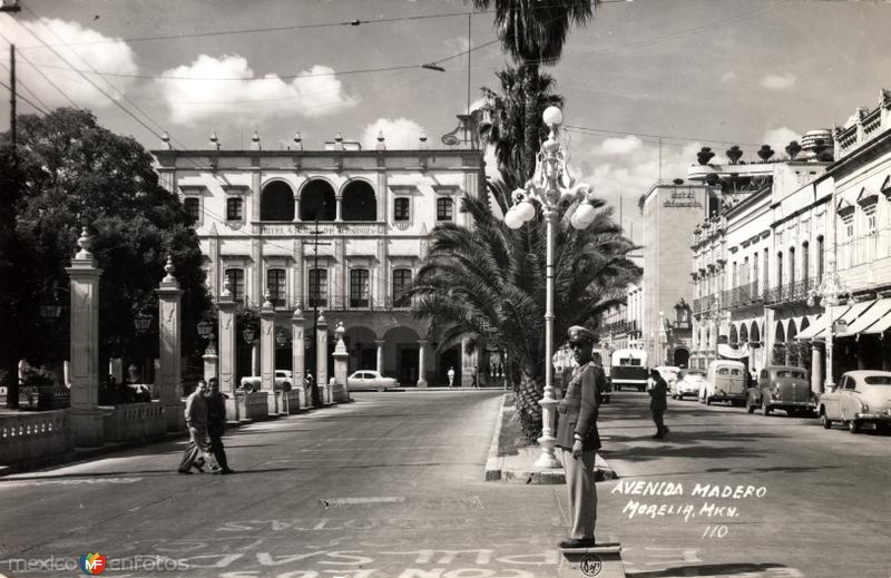 Avenida Madero