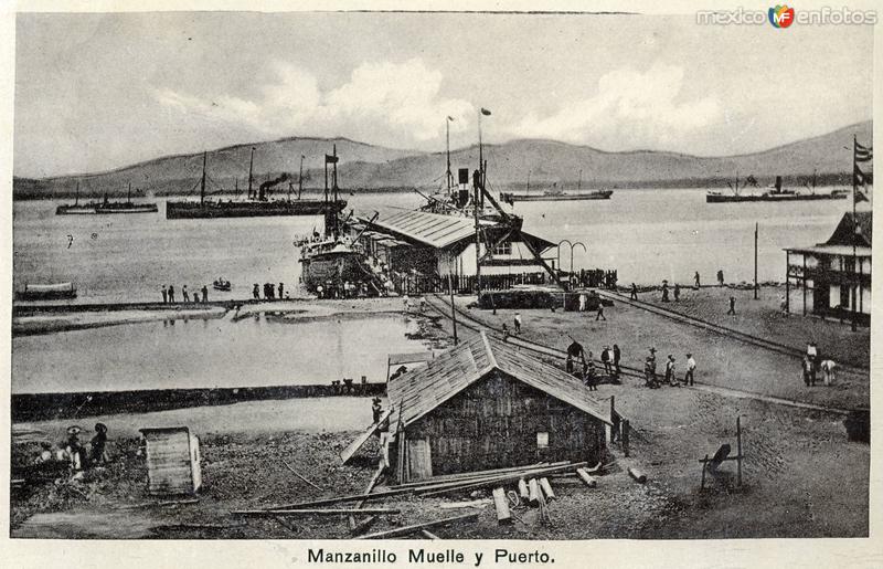 Muelle y puerto de Manzanillo