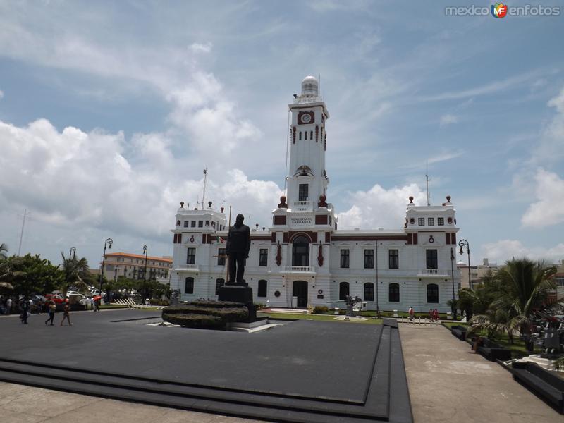 Faro Venustiano Carranza en el Puerto de Veracruz. Julio/2012