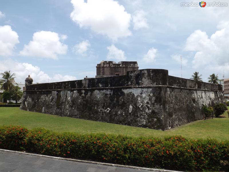 Museo Baluarte de Santiago en el Puerto de Veracruz. Julio/2012