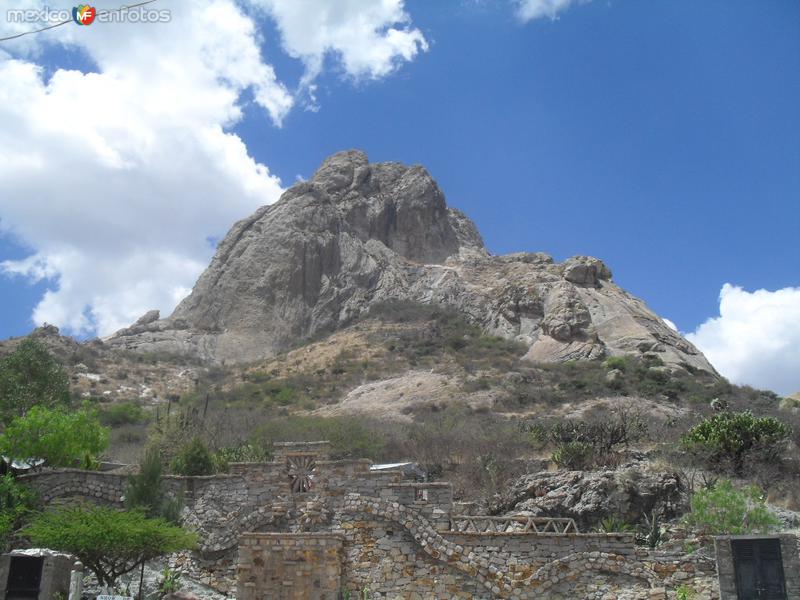 Postales del Pueblo Mágico de Bernal