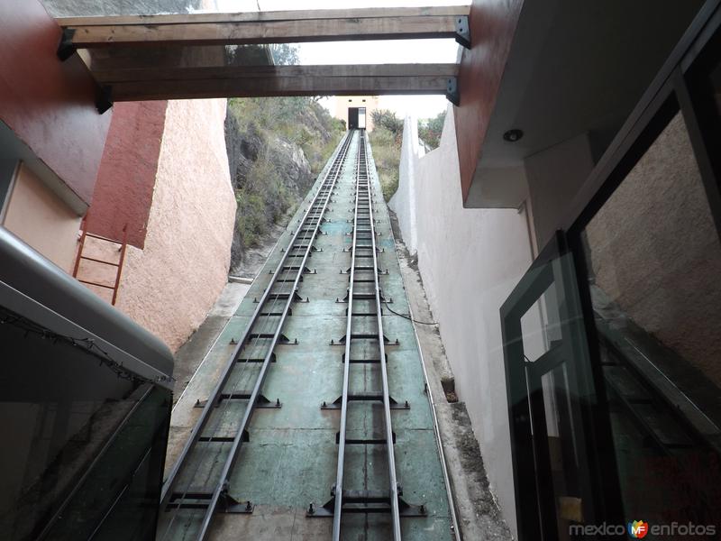 Funicular al monumento "El Pipila". Guanajuato. Noviembre/2012