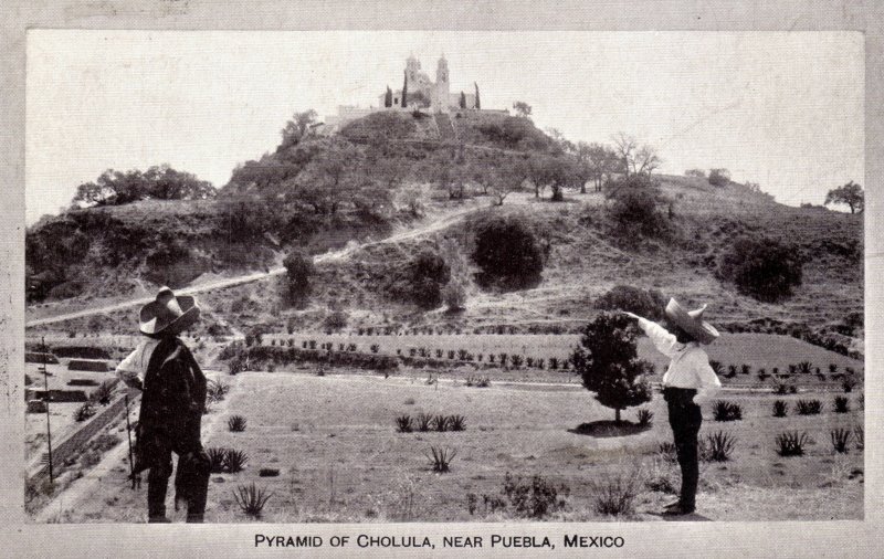 Templo y pirámide de Cholula