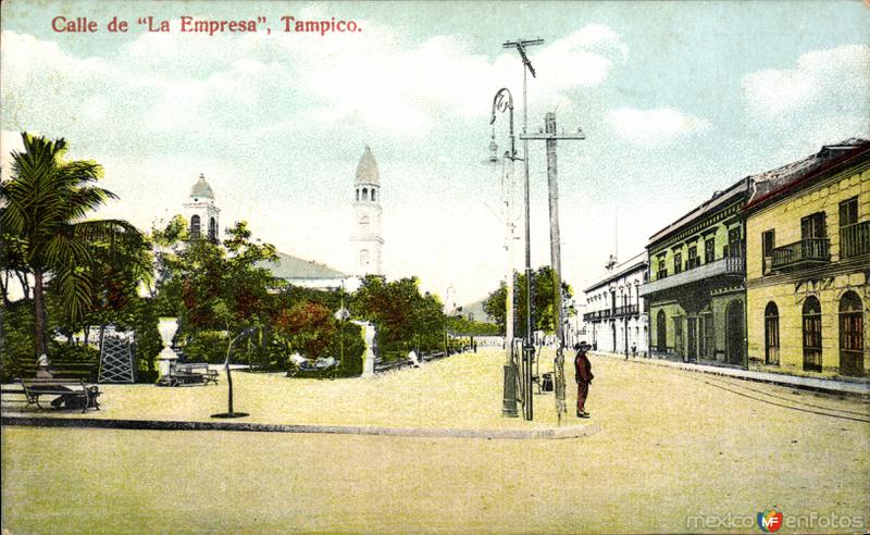 Plaza de Armas y Calle de la Empresa