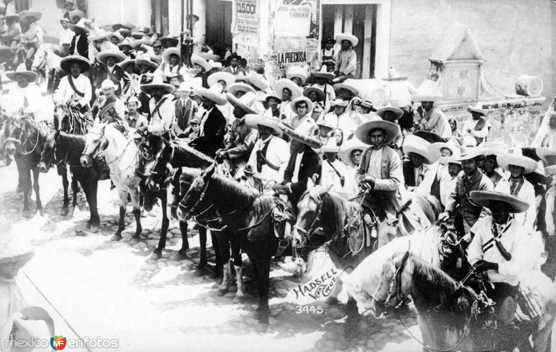 Revolucionarios
