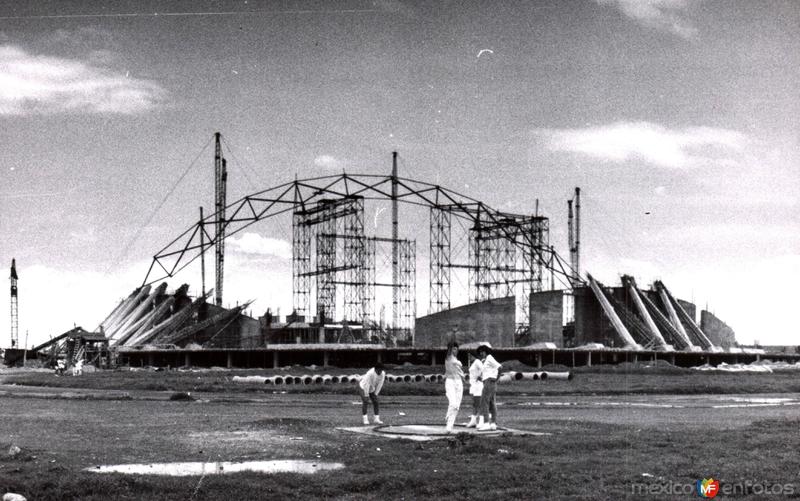 Construcción del Palacio de los Deportes