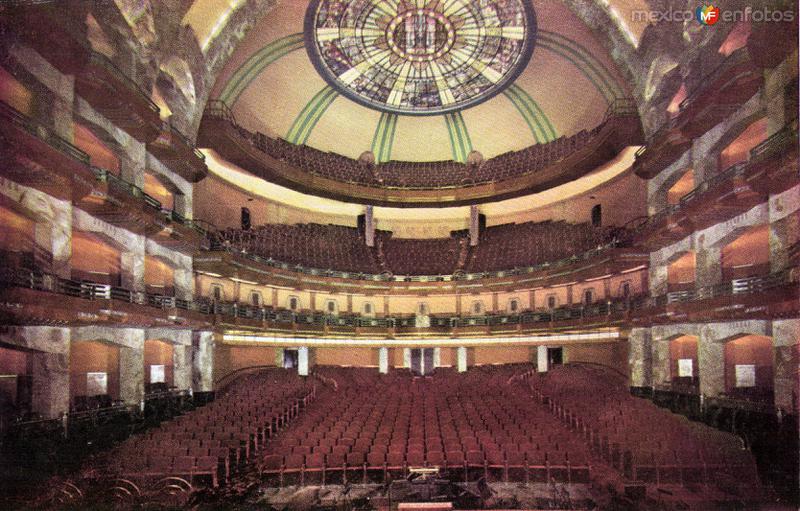 Interior del Palacio de Bellas Artes