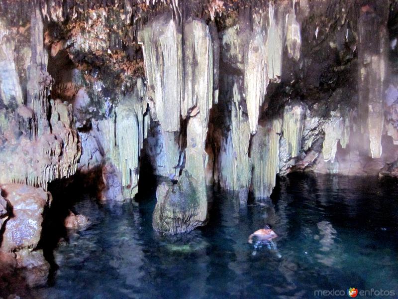 Cenote Tzá Ujún Kat