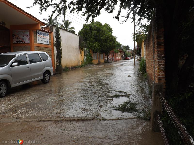 Calle Agustín Abundez. Huitzuco, Guerrero. Julio/2013