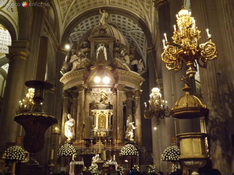 Interior de la catedral de Puebla. Noviembre/2013