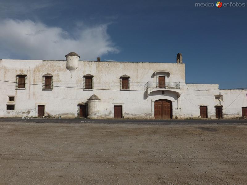 Ex-hacienda en San Antonio Limón (Totalco). Julio/2013