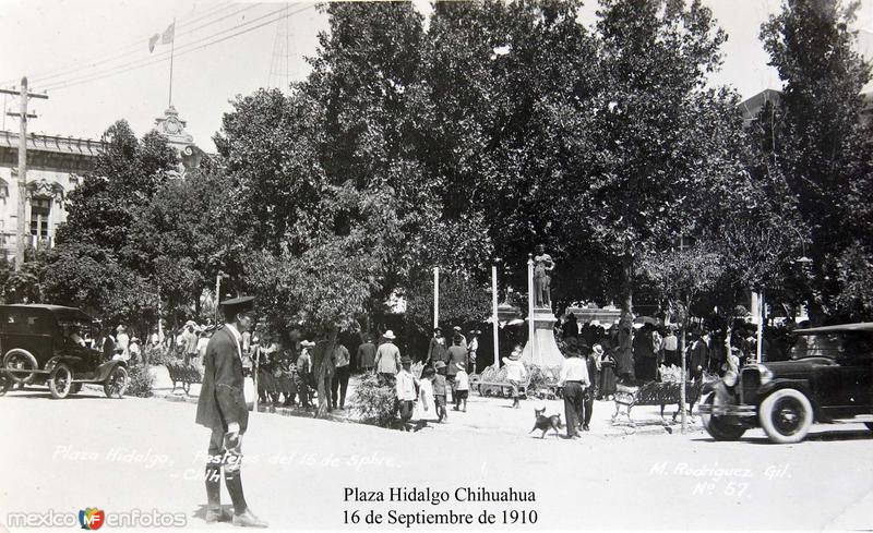 Plaza Hidalgoe 16 de Septiembre de 1910 (elCentenario)