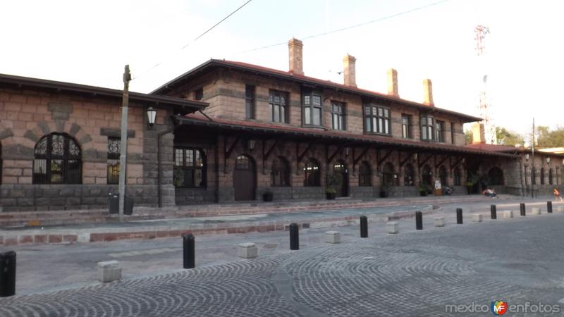 Antigüa estación de ferrocarril. Santiago de Querétaro. Abril/2014