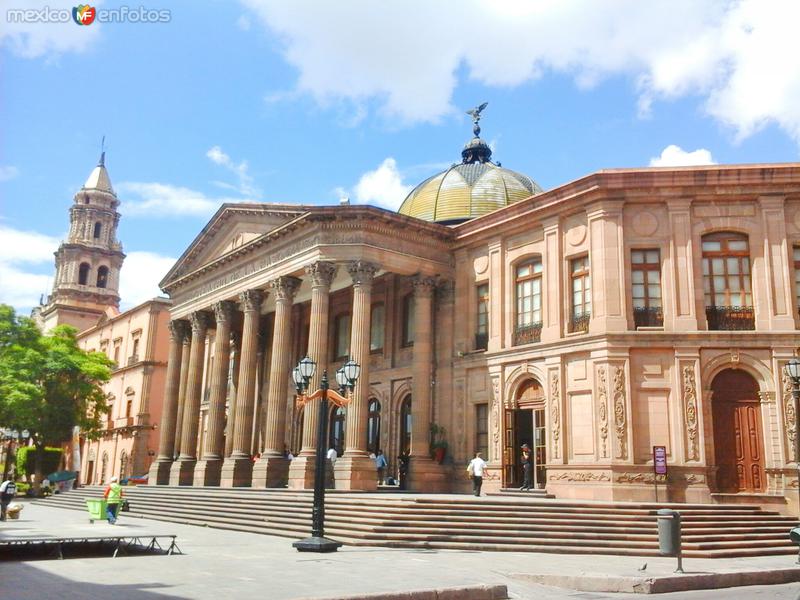 Teatro de la Paz.