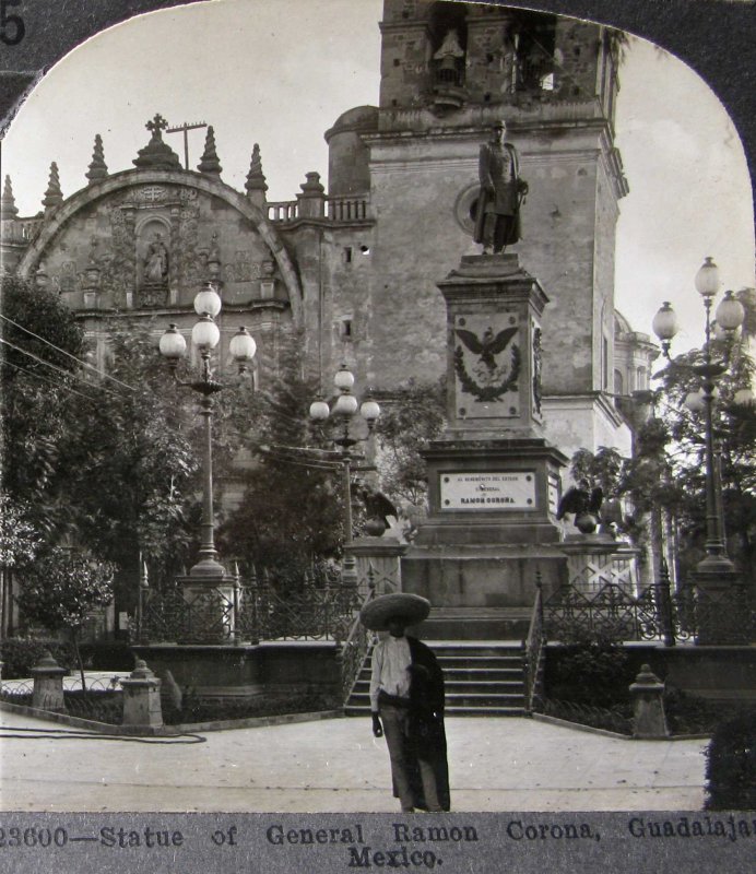 Estatua de Ramon Corona