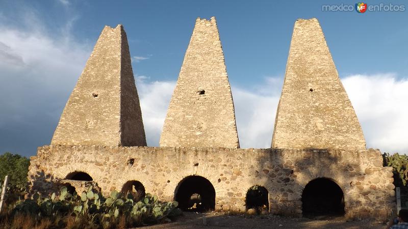 Ruinas de los hornos de la Mina Santa Brígida. Abril/2014