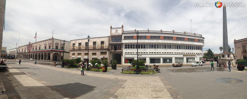 Plaza Fundadores