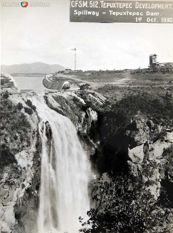 Construccion de La Presa 31 de Octubre de 1930