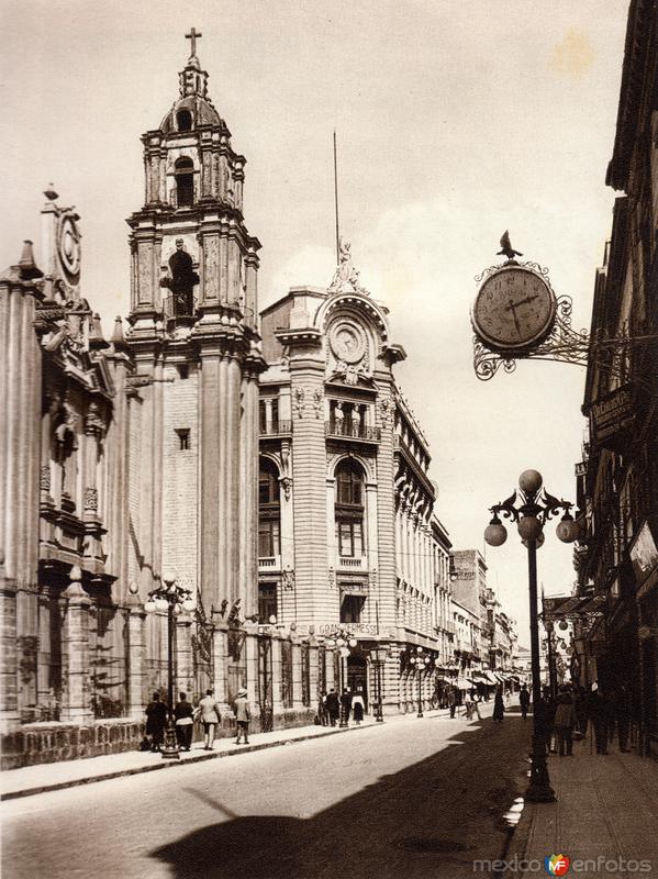 Avenida Francisco I. Madero (circa 1920)