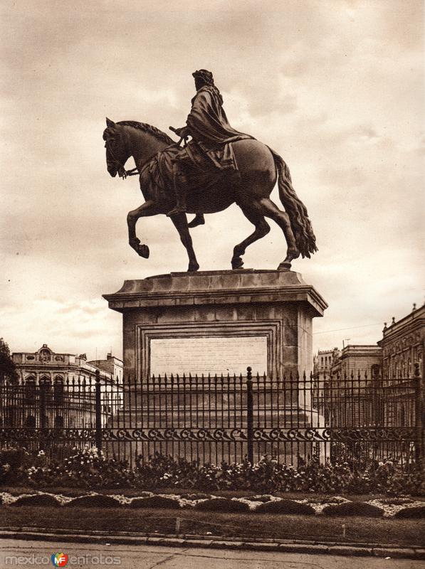 Estatua de Carlos IV (circa 1920)