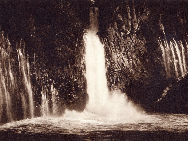 Saltos de agua de Tzaráracua (circa 1920)