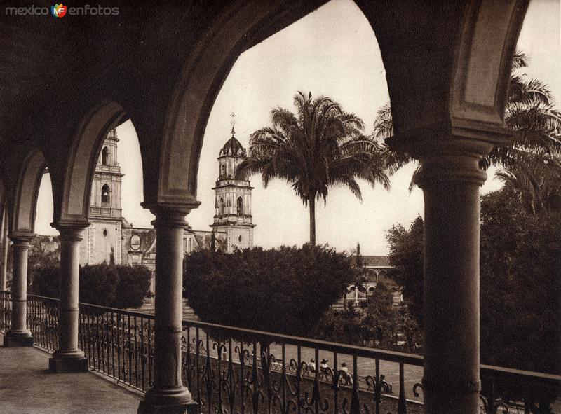 Plaza e Iglesia de Córdoba (circa 1920)