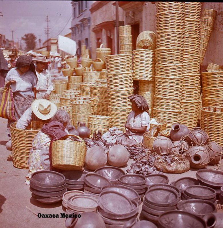 Mercado de Cazuelas y Canastos