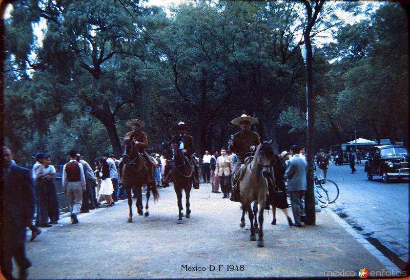 Charros en El bosque de Chapultepec