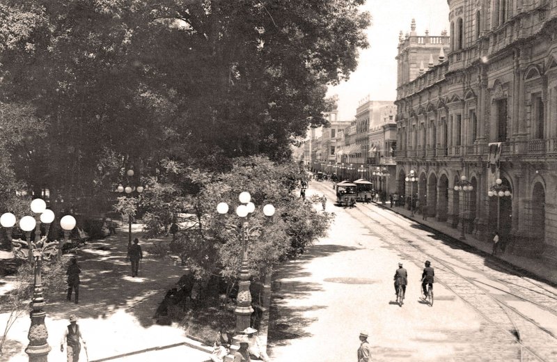 Puebla, Plaza de la Constitución