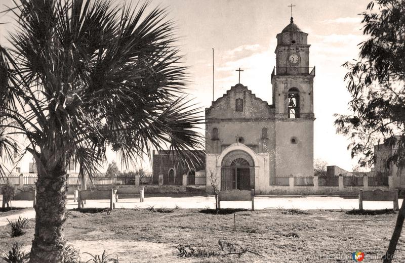 Reynosa, Parroquia y jardín