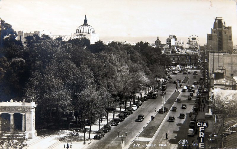 Avenida Juarez