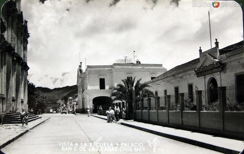 Vista de la escuela y Palacio