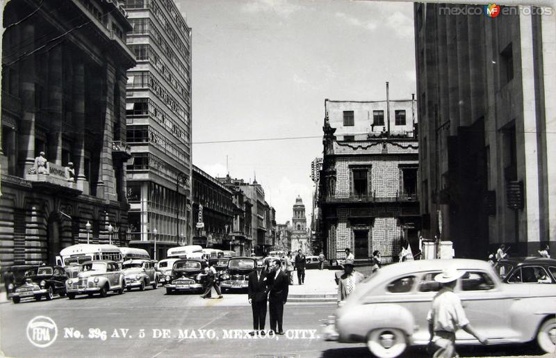 Avenida cinco de Mayo