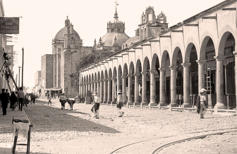 Aguascalientes, Portales del Parián