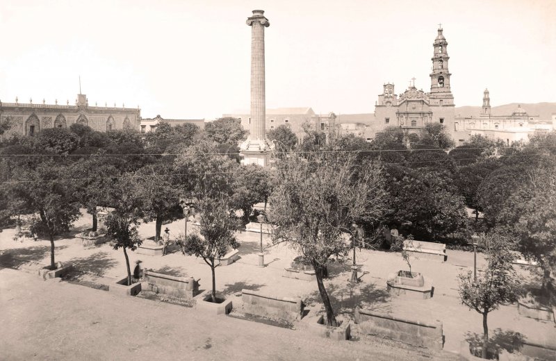 Aguascalientes, Plaza de Armas