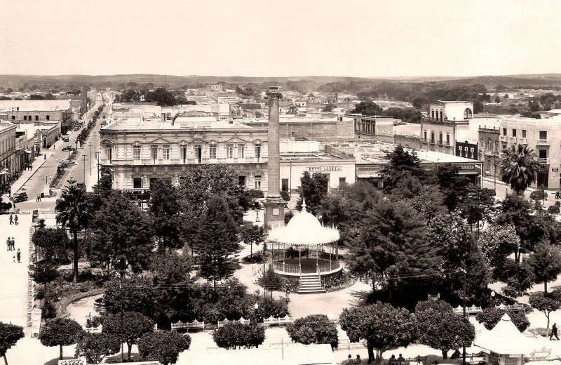 Aguascalientes, Plaza de Armas