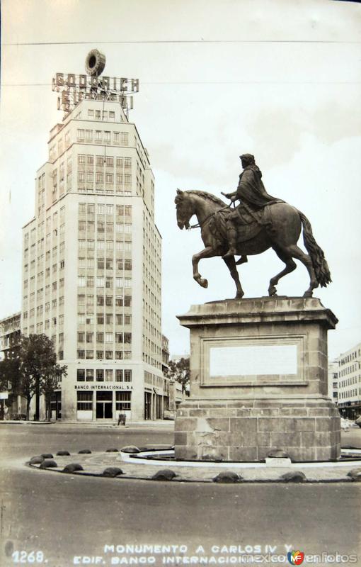 Monumento a Carlos IV