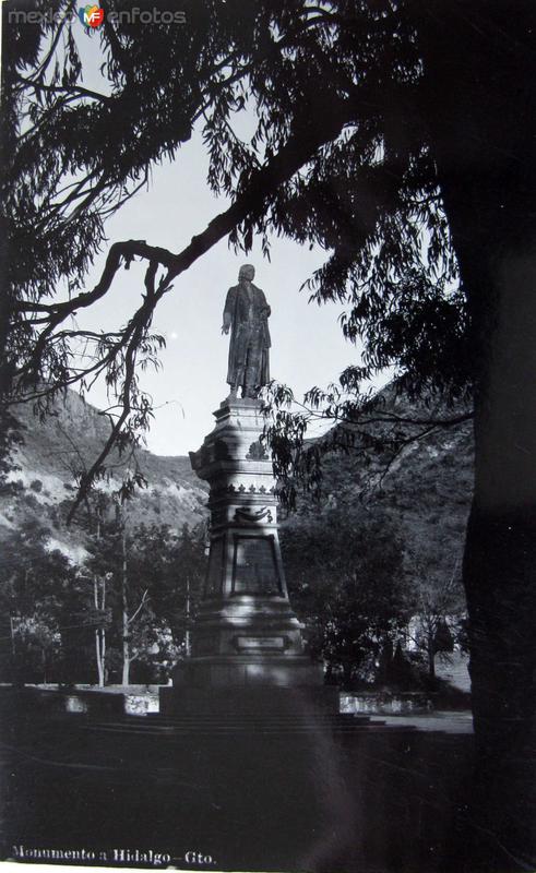 Monumento a Hidalgo