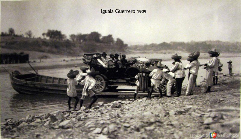 CRUZANDO EL RIO