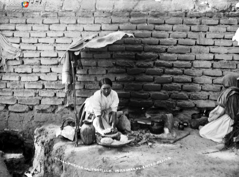Preparando tortillas (por William Henry Jackson, 1891)
