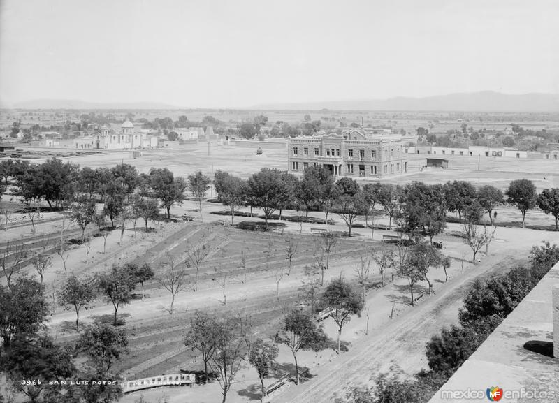 Vista panorámica de San Luis Potosí II (por William Henry Jackson, c. 1888)