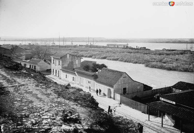 Estación del Ferrocarril (por William Henry Jackson, c. 1888)