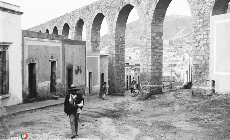 Acueducto de Zacatecas (por William Henry Jackson, c. 1888)