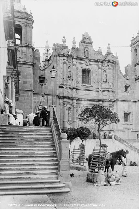 Templo de Santo Domingo (por William Henry Jackson, c. 1888)