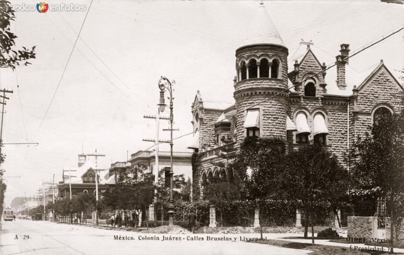 Calle Bruselas y Liverpool, en la Colonia Juárez