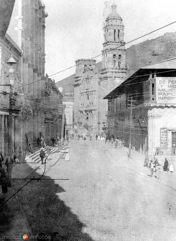 Vista a la catedral de Zacatecas