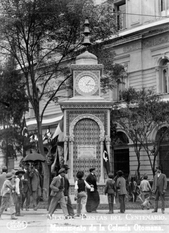 Fiestas del Centenario: Reloj en la Colonia Otomana