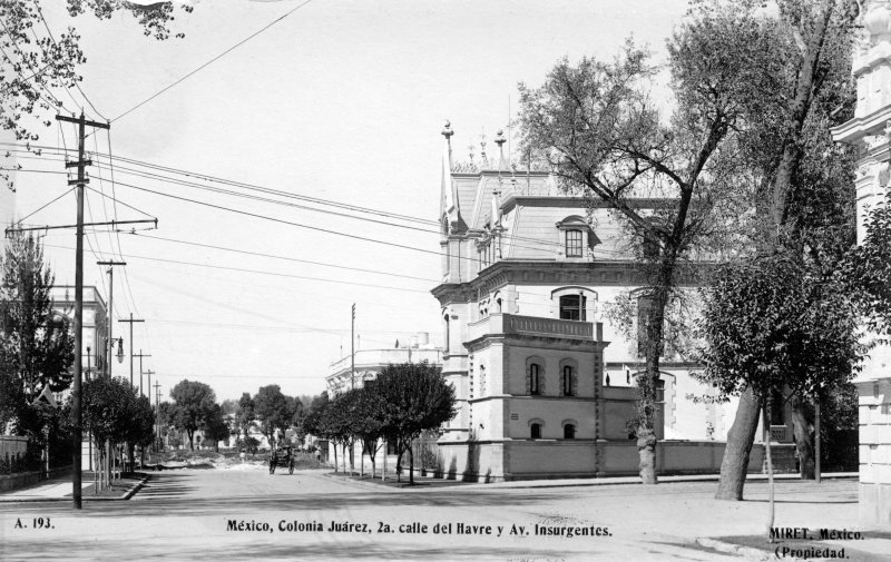 Calle del Havre y Avenida Insurgentes, en la Colonia Juárez