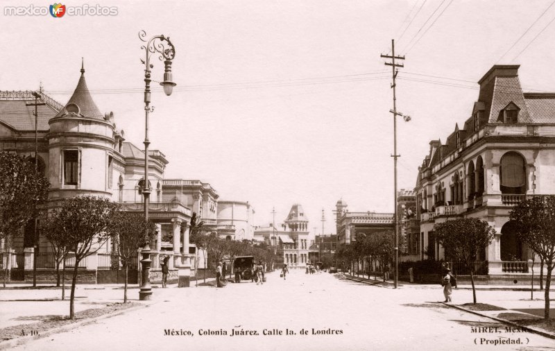 Calle de Londres, en la Colonia Juárez