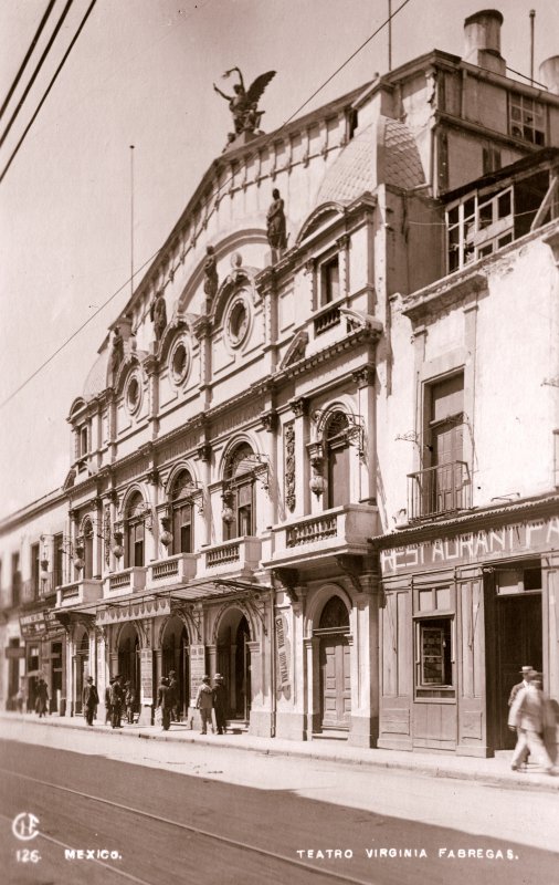 Teatro Virginia Fábregas